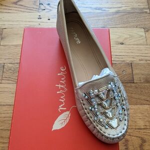 NIB Claireed Blush Gold & Jeweled Loafers